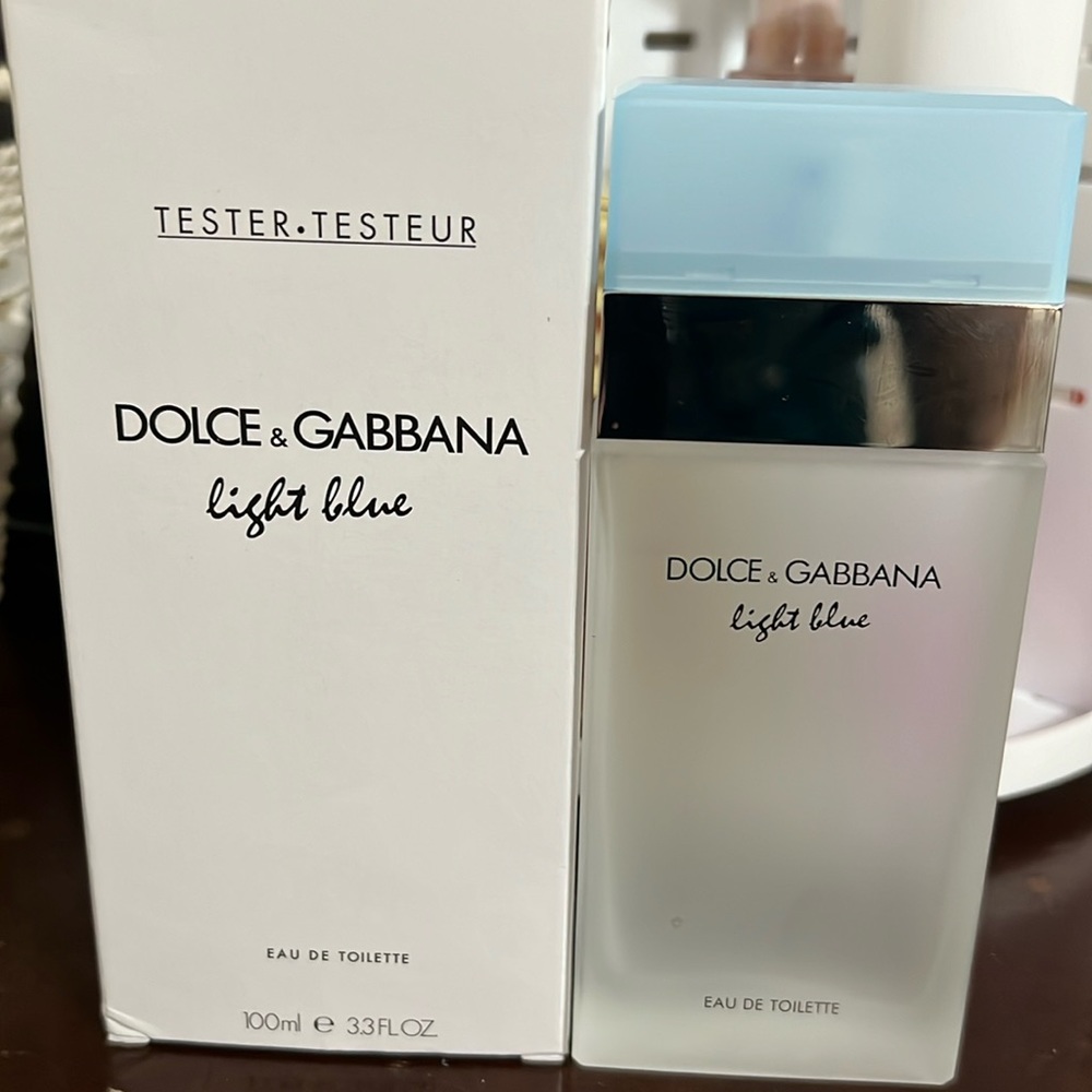 Dolce&gabbana light blue perfume